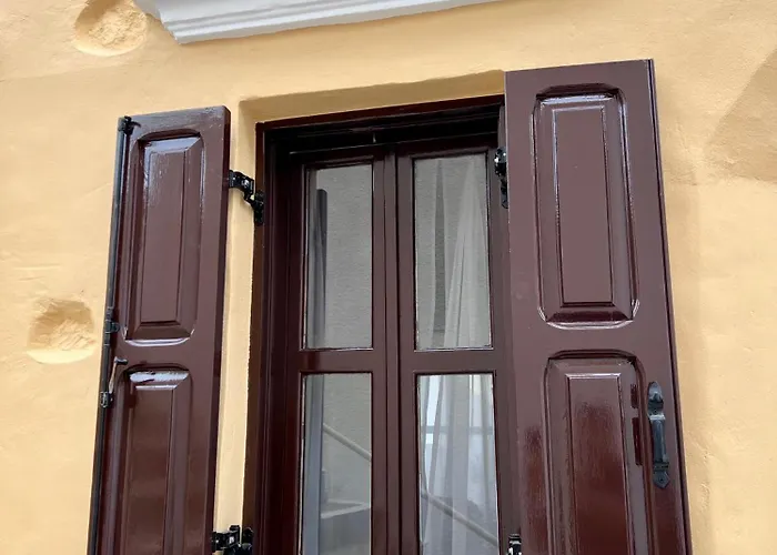 Pavlos House * Sými